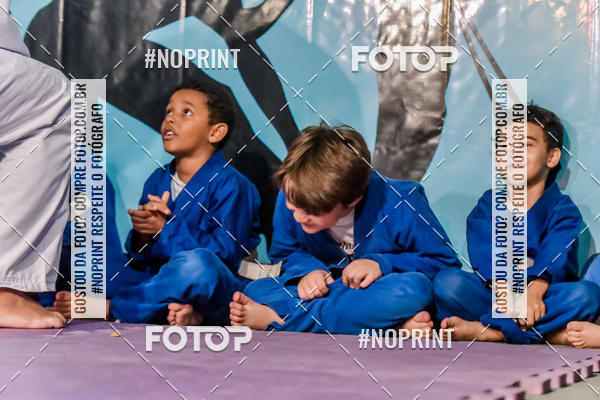 Buy your photos of the eventApresenta��o de Capoeira e Ju Jitsu 2019 on Fotop