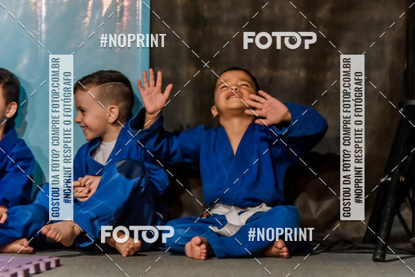 Buy your photos of the eventApresenta��o de Capoeira e Ju Jitsu 2019 on Fotop