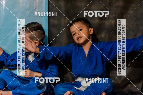 Buy your photos of the eventApresenta��o de Capoeira e Ju Jitsu 2019 on Fotop