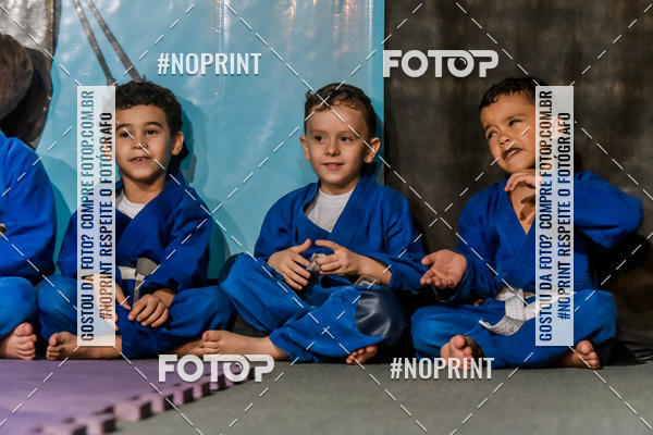 Buy your photos of the eventApresenta��o de Capoeira e Ju Jitsu 2019 on Fotop