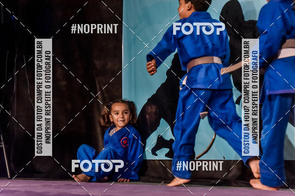 Buy your photos of the eventApresenta��o de Capoeira e Ju Jitsu 2019 on Fotop