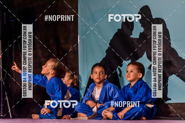 Buy your photos of the eventApresenta��o de Capoeira e Ju Jitsu 2019 on Fotop