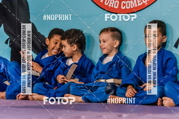 Buy your photos of the eventApresenta��o de Capoeira e Ju Jitsu 2019 on Fotop