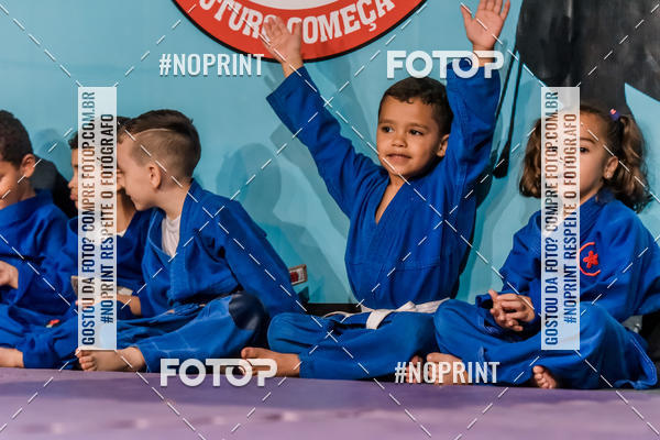 Buy your photos of the eventApresenta��o de Capoeira e Ju Jitsu 2019 on Fotop