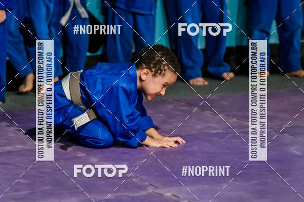 Buy your photos of the eventApresenta��o de Capoeira e Ju Jitsu 2019 on Fotop
