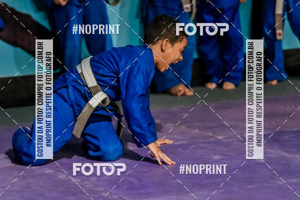 Buy your photos of the eventApresenta��o de Capoeira e Ju Jitsu 2019 on Fotop