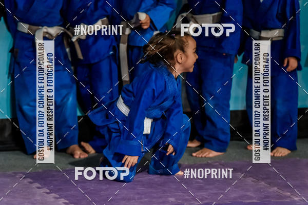Buy your photos of the eventApresenta��o de Capoeira e Ju Jitsu 2019 on Fotop