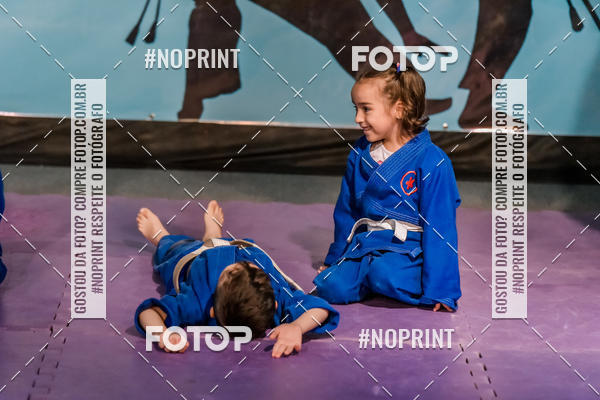 Buy your photos of the eventApresenta��o de Capoeira e Ju Jitsu 2019 on Fotop