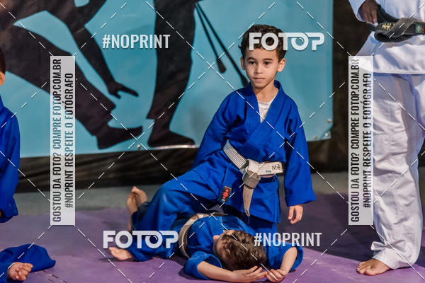 Buy your photos of the eventApresenta��o de Capoeira e Ju Jitsu 2019 on Fotop