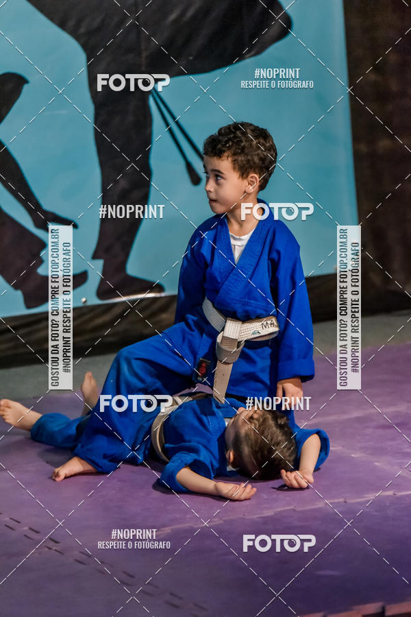 Buy your photos of the eventApresenta��o de Capoeira e Ju Jitsu 2019 on Fotop