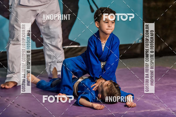 Buy your photos of the eventApresenta��o de Capoeira e Ju Jitsu 2019 on Fotop