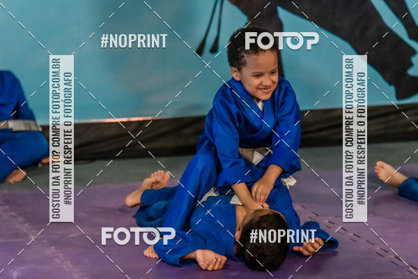 Buy your photos of the eventApresenta��o de Capoeira e Ju Jitsu 2019 on Fotop