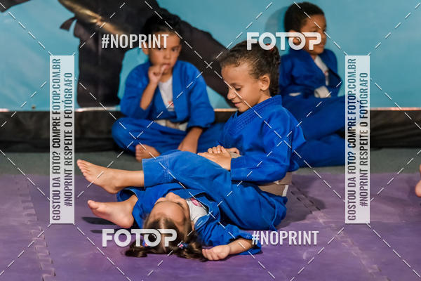 Buy your photos of the eventApresenta��o de Capoeira e Ju Jitsu 2019 on Fotop