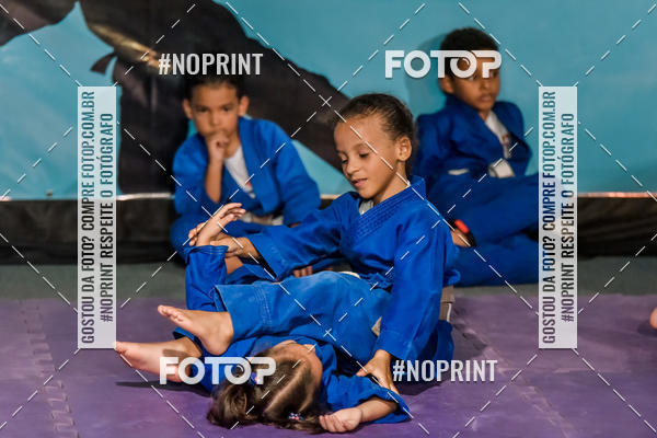 Buy your photos of the eventApresenta��o de Capoeira e Ju Jitsu 2019 on Fotop