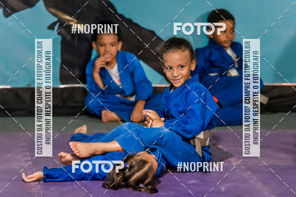 Buy your photos of the eventApresenta��o de Capoeira e Ju Jitsu 2019 on Fotop