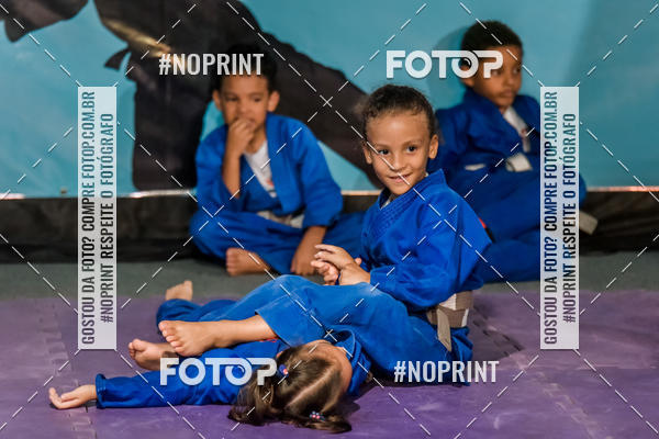 Buy your photos of the eventApresenta��o de Capoeira e Ju Jitsu 2019 on Fotop