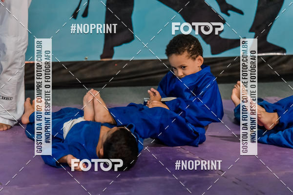 Buy your photos of the eventApresenta��o de Capoeira e Ju Jitsu 2019 on Fotop