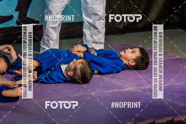 Buy your photos of the eventApresenta��o de Capoeira e Ju Jitsu 2019 on Fotop