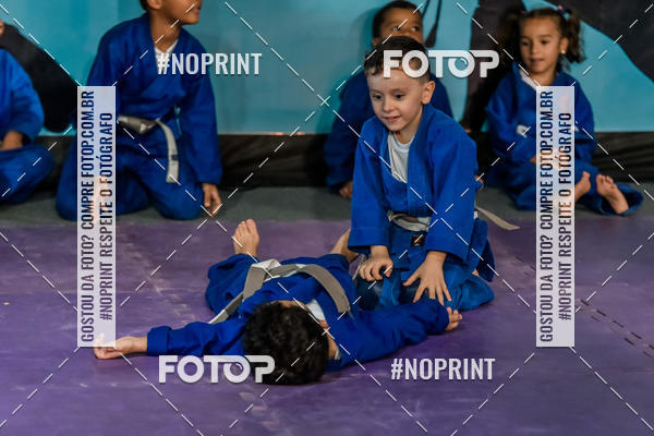 Buy your photos of the eventApresenta��o de Capoeira e Ju Jitsu 2019 on Fotop