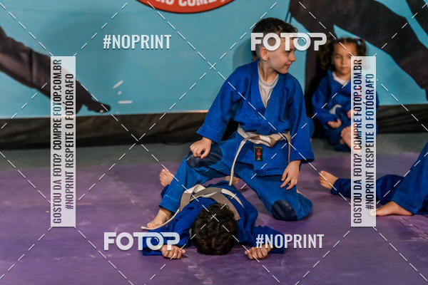 Buy your photos of the eventApresenta��o de Capoeira e Ju Jitsu 2019 on Fotop