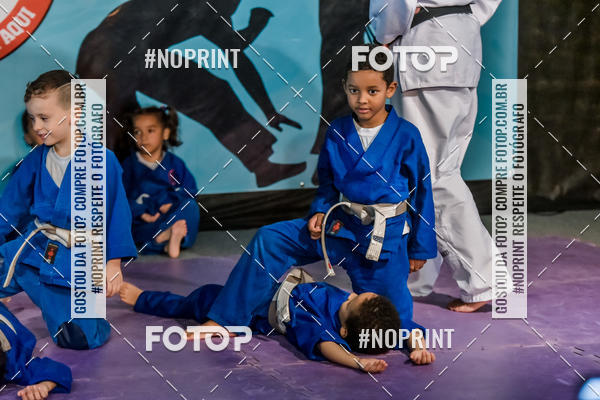 Buy your photos of the eventApresenta��o de Capoeira e Ju Jitsu 2019 on Fotop