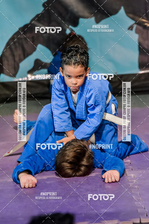 Buy your photos of the eventApresenta��o de Capoeira e Ju Jitsu 2019 on Fotop