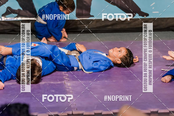 Buy your photos of the eventApresenta��o de Capoeira e Ju Jitsu 2019 on Fotop