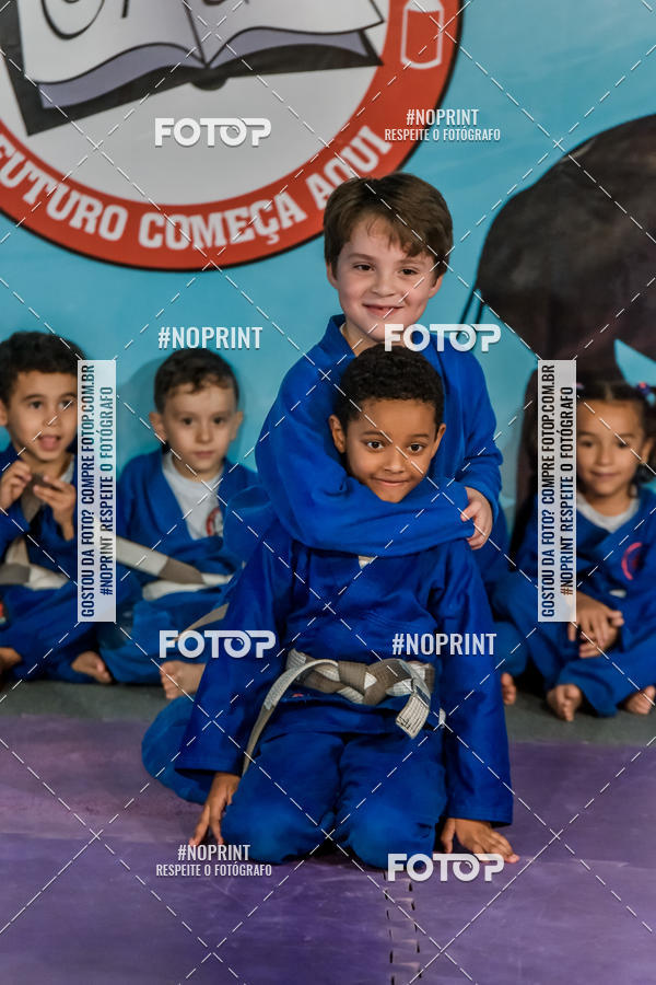 Buy your photos of the eventApresenta��o de Capoeira e Ju Jitsu 2019 on Fotop