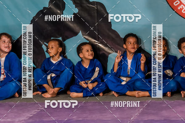 Buy your photos of the eventApresenta��o de Capoeira e Ju Jitsu 2019 on Fotop