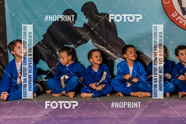 Buy your photos of the eventApresenta��o de Capoeira e Ju Jitsu 2019 on Fotop