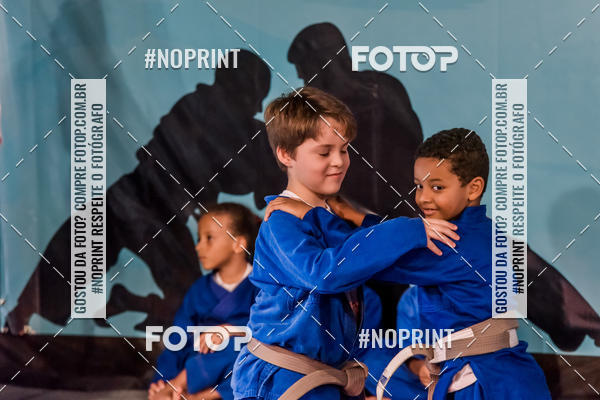Buy your photos of the eventApresenta��o de Capoeira e Ju Jitsu 2019 on Fotop