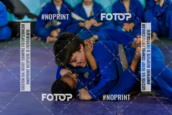 Buy your photos of the eventApresenta��o de Capoeira e Ju Jitsu 2019 on Fotop