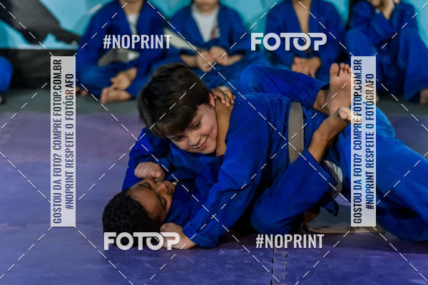 Buy your photos of the eventApresenta��o de Capoeira e Ju Jitsu 2019 on Fotop