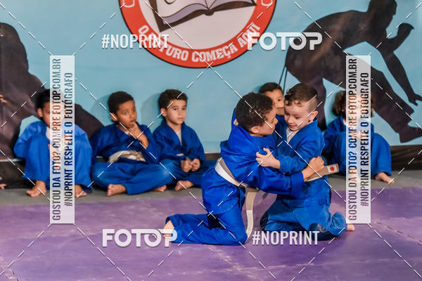 Buy your photos of the eventApresenta��o de Capoeira e Ju Jitsu 2019 on Fotop