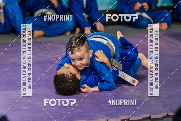 Buy your photos of the eventApresenta��o de Capoeira e Ju Jitsu 2019 on Fotop