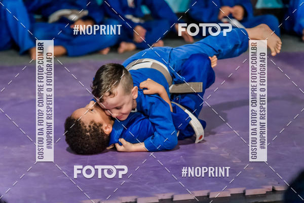 Buy your photos of the eventApresenta��o de Capoeira e Ju Jitsu 2019 on Fotop