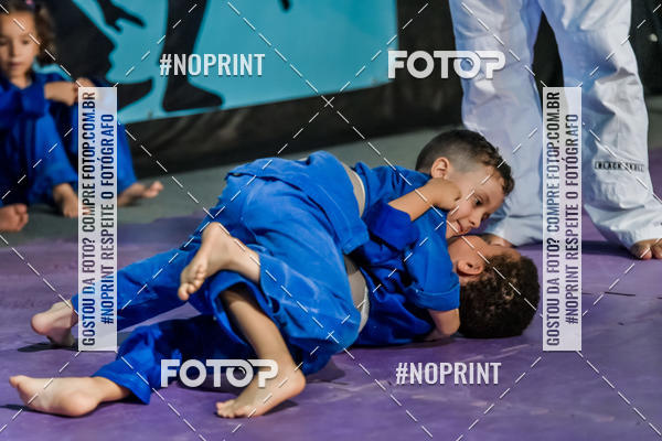 Buy your photos of the eventApresenta��o de Capoeira e Ju Jitsu 2019 on Fotop