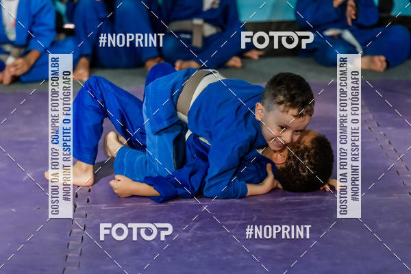 Buy your photos of the eventApresenta��o de Capoeira e Ju Jitsu 2019 on Fotop
