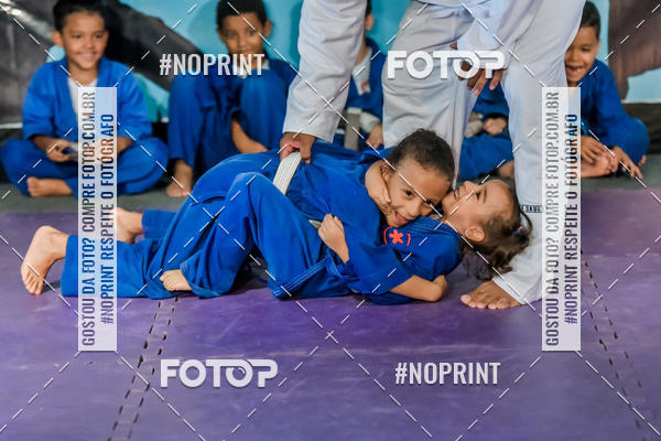 Buy your photos of the eventApresenta��o de Capoeira e Ju Jitsu 2019 on Fotop