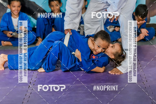 Buy your photos of the eventApresenta��o de Capoeira e Ju Jitsu 2019 on Fotop