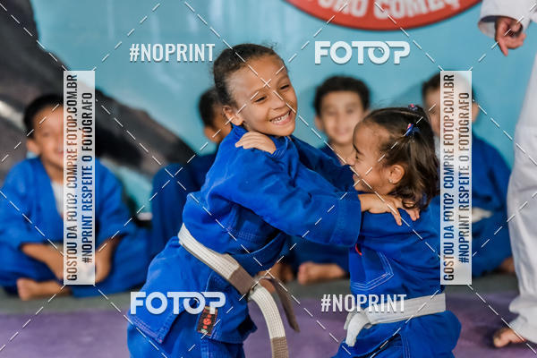 Buy your photos of the eventApresenta��o de Capoeira e Ju Jitsu 2019 on Fotop