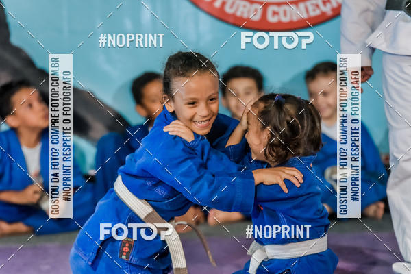 Buy your photos of the eventApresenta��o de Capoeira e Ju Jitsu 2019 on Fotop