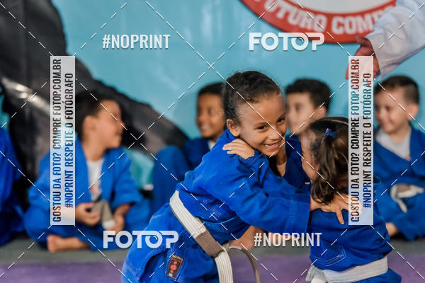 Buy your photos of the eventApresenta��o de Capoeira e Ju Jitsu 2019 on Fotop