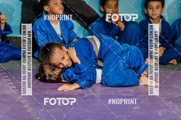 Buy your photos of the eventApresenta��o de Capoeira e Ju Jitsu 2019 on Fotop