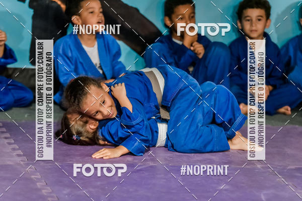 Buy your photos of the eventApresenta��o de Capoeira e Ju Jitsu 2019 on Fotop