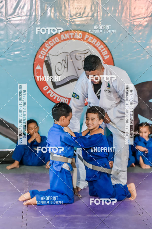 Buy your photos of the eventApresenta��o de Capoeira e Ju Jitsu 2019 on Fotop