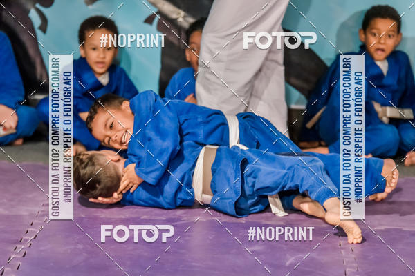 Buy your photos of the eventApresenta��o de Capoeira e Ju Jitsu 2019 on Fotop