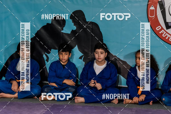 Buy your photos of the eventApresenta��o de Capoeira e Ju Jitsu 2019 on Fotop
