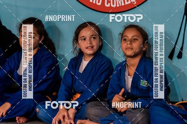 Buy your photos of the eventApresenta��o de Capoeira e Ju Jitsu 2019 on Fotop