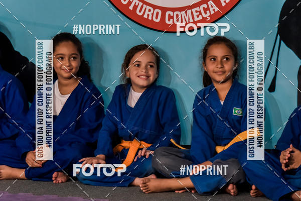 Buy your photos of the eventApresenta��o de Capoeira e Ju Jitsu 2019 on Fotop